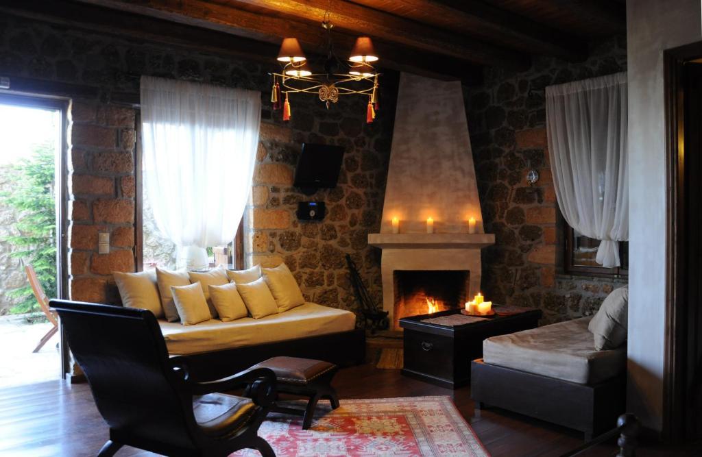 Nymfes Guesthouse Синикия-Меси-Трикала Номер фото