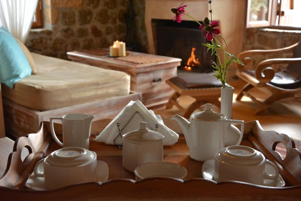 Nymfes Guesthouse Синикия-Меси-Трикала Номер фото