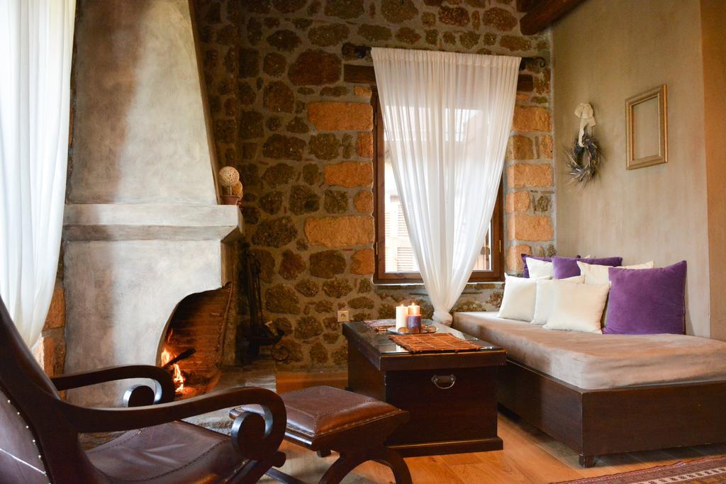 Nymfes Guesthouse Синикия-Меси-Трикала Номер фото