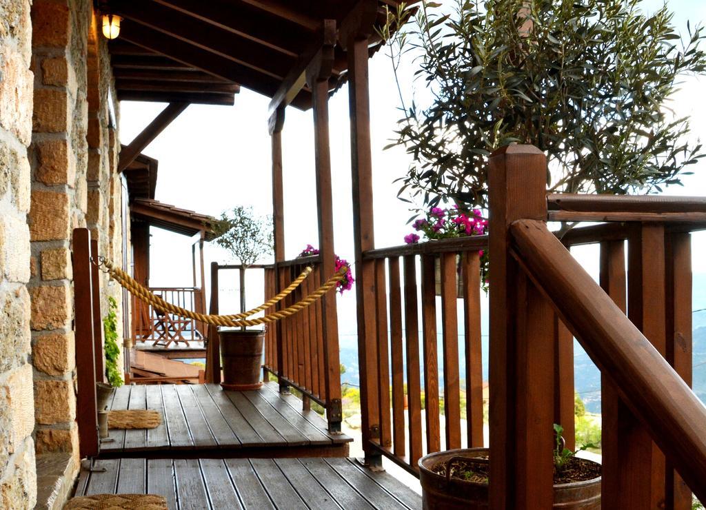 Nymfes Guesthouse Синикия-Меси-Трикала Экстерьер фото