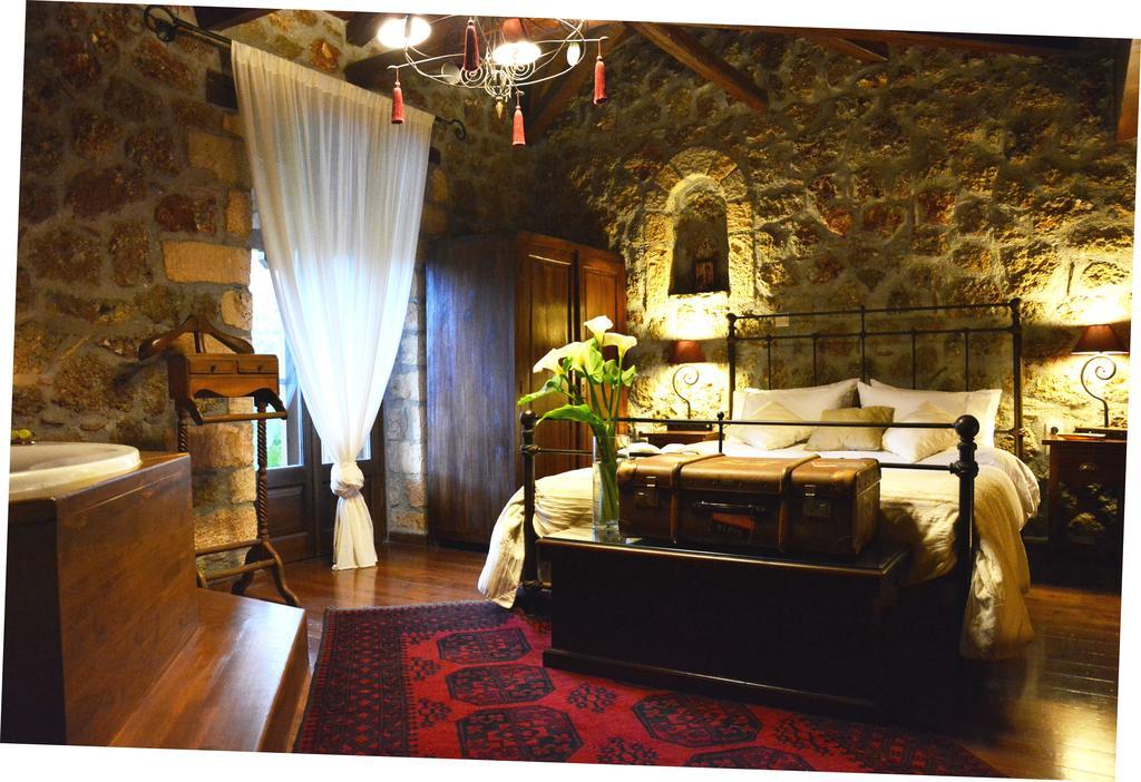 Nymfes Guesthouse Синикия-Меси-Трикала Номер фото
